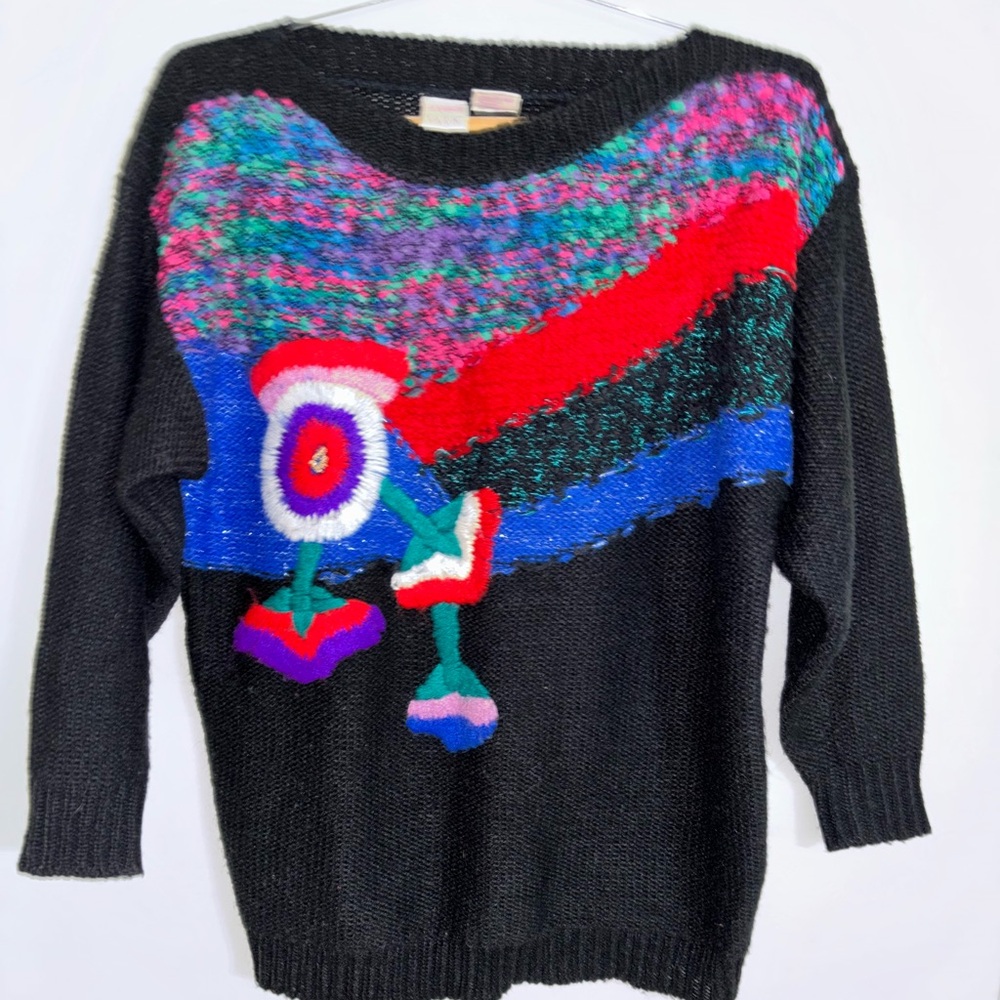 Vintage Sweater Women medium Black Colorful Knit ￼Embroidery flower Pullover top